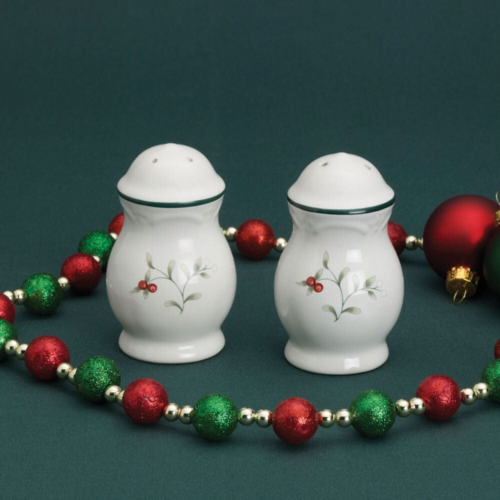 Winterberry® Salt and Pepper Set