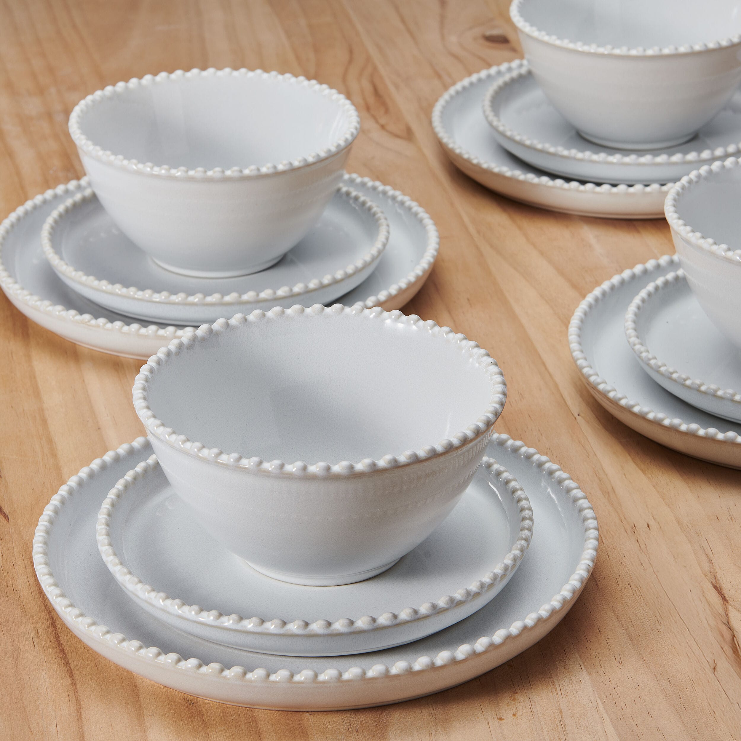 Lumira White 12 Piece Dinnerware Set, Service for 4
