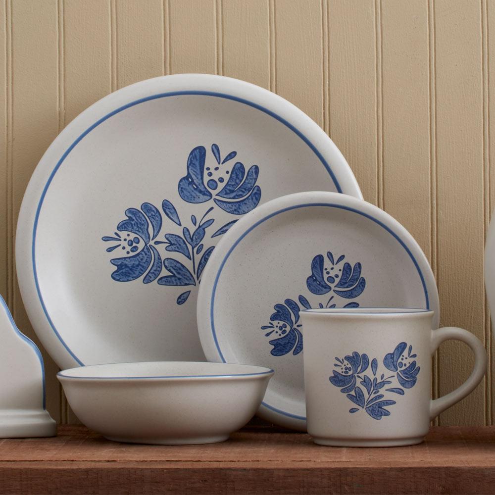 Yorktowne Set of 4 Mugs
